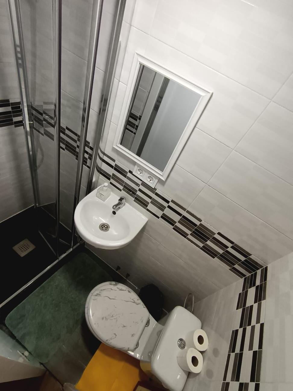 Alanta Apartments Мадрид Екстер'єр фото
